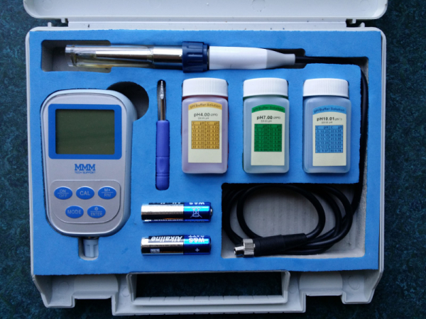 PH-MM1-P Wasserdichtes Handmessgerät für pH mit internem Datenspeicher